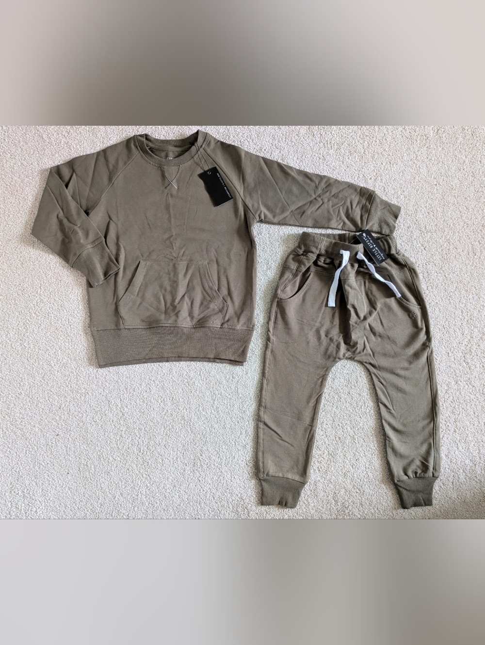 Little Bipsy Jogger + Pullover Set
